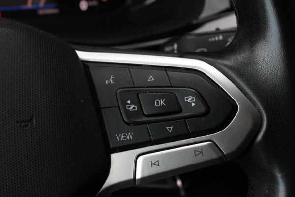 Volkswagen Transporter 2.0 TDI L2H1 204PK JB- EDITION DSG / PDC / VERLAGINGSVEREN / LEDEREN BEKLEDING / FULL / APPLE CARPLAY /NAVI