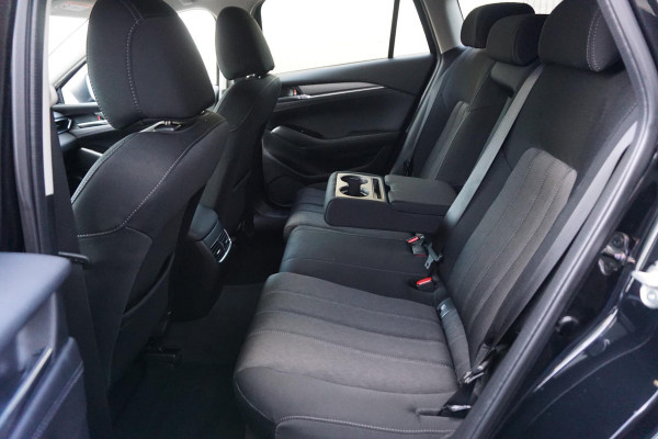 Mazda 6 Sportbreak 2.0 SkyActiv-G 165 Zwart metallic/Trekhaak/Head-Up /Nederlandse auto.