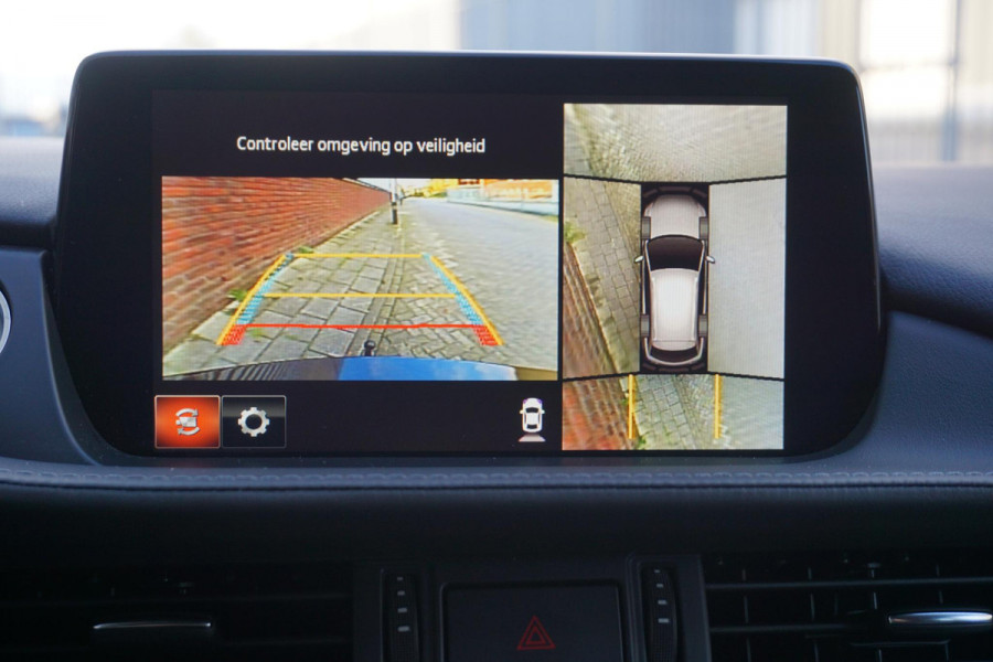 Mazda 6 Sportbreak 2.0 SkyActiv-G 165 Zwart metallic/Trekhaak/Head-Up /Nederlandse auto.