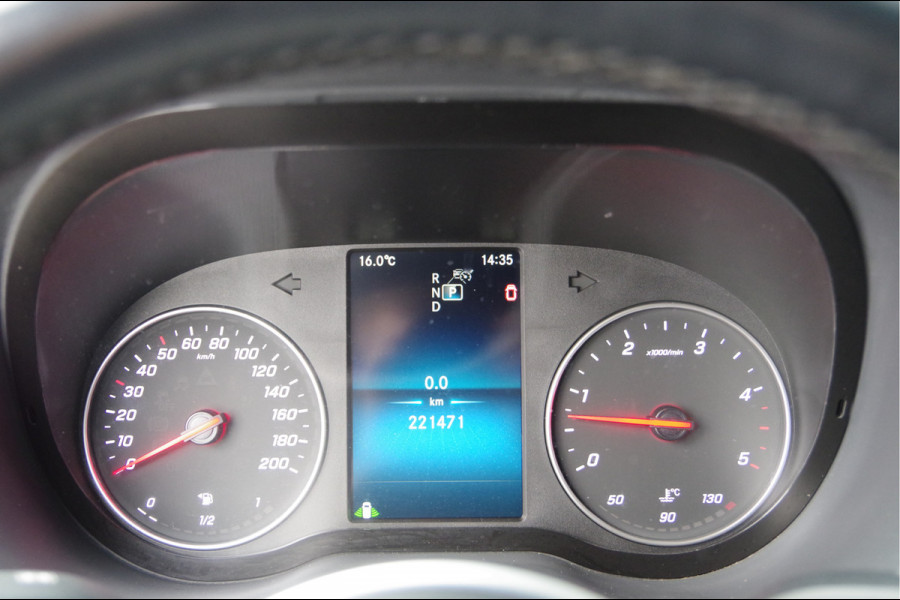 Mercedes-Benz Sprinter 319 3.0 CDI V6 L2H1 AUT. LED, TREKHAAK, ADAPT. CRUISE, STANDKACHEL, MBUX 10'', CAMERA, NAVI, CLIMA
