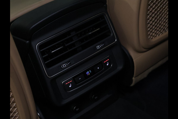 Audi Q8 55 TFSI e quattro Pro Line Plus [SCHUIFKANTELDAK, MEMORY SEATS, ADAPTIVE CRUISE CONTROL, PDC V+A, CAMERA, BANG & OLUFSEN, APPLE CARPLAY, ANDROID AUTO, NIEUWSTAAT]