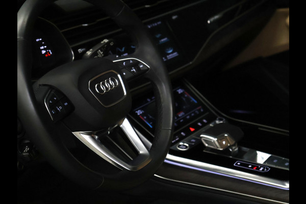 Audi Q8 55 TFSI e quattro Pro Line Plus [SCHUIFKANTELDAK, MEMORY SEATS, ADAPTIVE CRUISE CONTROL, PDC V+A, CAMERA, BANG & OLUFSEN, APPLE CARPLAY, ANDROID AUTO, NIEUWSTAAT]