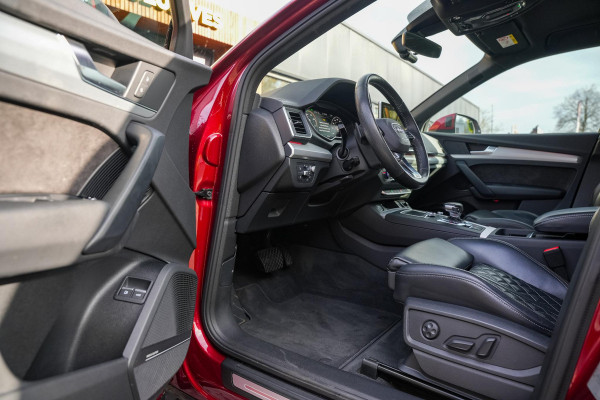 Audi Q5 55 TFSI e quattro Competition S Line Adapt. Cruise Luxe Leder Stoelverw. B&O Luchtvering 21''LM