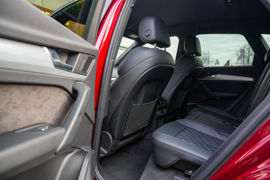 Audi Q5 55 TFSI e quattro Competition S Line Adapt. Cruise Luxe Leder Stoelverw. B&O Luchtvering 21''LM