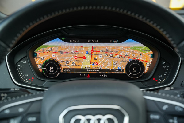 Audi Q5 55 TFSI e quattro Competition S Line Adapt. Cruise Luxe Leder Stoelverw. B&O Luchtvering 21''LM