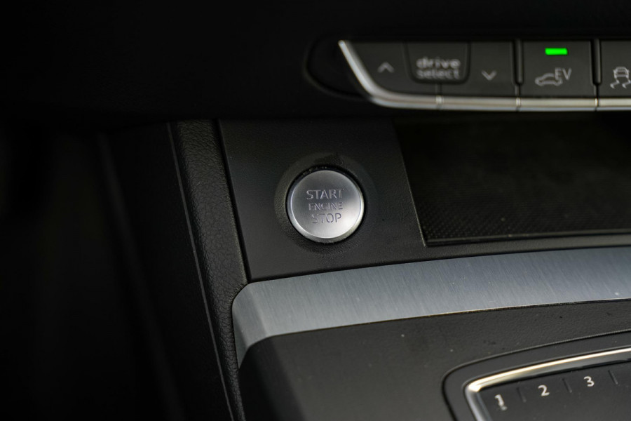 Audi Q5 55 TFSI e quattro Competition S Line Adapt. Cruise Luxe Leder Stoelverw. B&O Luchtvering 21''LM