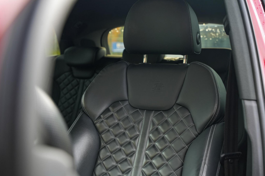 Audi Q5 55 TFSI e quattro Competition S Line Adapt. Cruise Luxe Leder Stoelverw. B&O Luchtvering 21''LM
