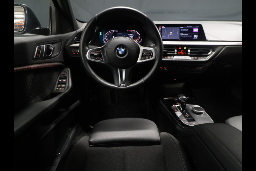 BMW 1-serie 118i M Sport [M SPORT, APPLE CARPLAY, ANDROID AUTO, SPORTSTOELEN, CRUISE CONTROL, SPORTSTOELEN, NIEUWSTAAT]