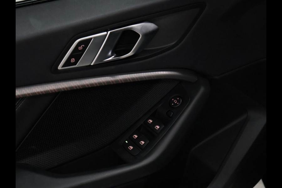 BMW 1-serie 118i M Sport [M SPORT, APPLE CARPLAY, ANDROID AUTO, SPORTSTOELEN, CRUISE CONTROL, SPORTSTOELEN, NIEUWSTAAT]