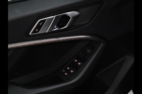 BMW 1-serie 118i M Sport [M SPORT, APPLE CARPLAY, ANDROID AUTO, SPORTSTOELEN, CRUISE CONTROL, SPORTSTOELEN, NIEUWSTAAT]