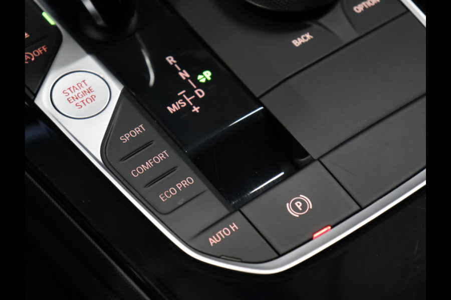 BMW 1-serie 118i M Sport [M SPORT, APPLE CARPLAY, ANDROID AUTO, SPORTSTOELEN, CRUISE CONTROL, SPORTSTOELEN, NIEUWSTAAT]