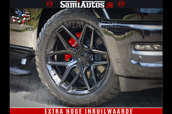 Dodge Ram 1500 Limited Night H.O 540HP 706Nm | Massage + Full Option | De Meest Luxe en Volle Pick-Up in zijn Klasse | Comfortabele Dubbele Cabine met Royale 5 Zitplaatsen | BPM vrij | Nu Leverbaar uit Voorraad | Voorraad Nr 2370 - 5411