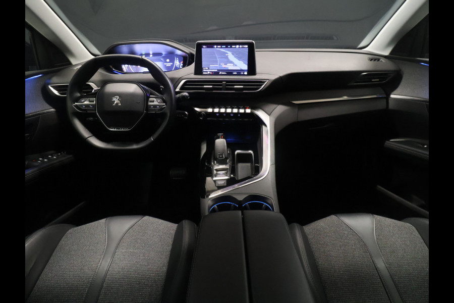 Peugeot 5008 1.2 PureTech Allure [APPLE CARPLAY, PARKEERSENSOREN, SPORTSTOELEN, WIRELESS CHARGING, 19 INCH VELGEN, GETINTE ACHTERRUITEN, NIEUWSTAAT]