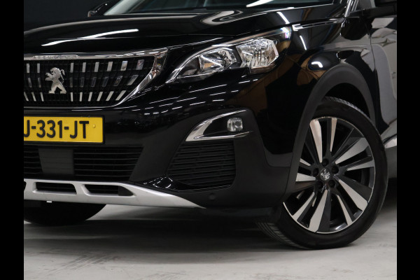 Peugeot 5008 1.2 PureTech Allure [APPLE CARPLAY, PARKEERSENSOREN, SPORTSTOELEN, WIRELESS CHARGING, 19 INCH VELGEN, GETINTE ACHTERRUITEN, NIEUWSTAAT]