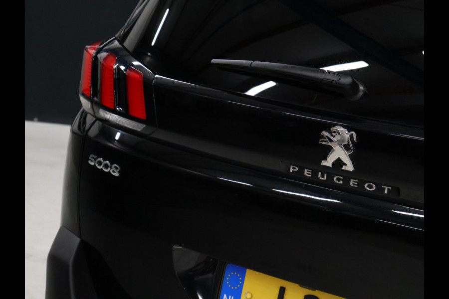 Peugeot 5008 1.2 PureTech Allure [APPLE CARPLAY, PARKEERSENSOREN, SPORTSTOELEN, WIRELESS CHARGING, 19 INCH VELGEN, GETINTE ACHTERRUITEN, NIEUWSTAAT]