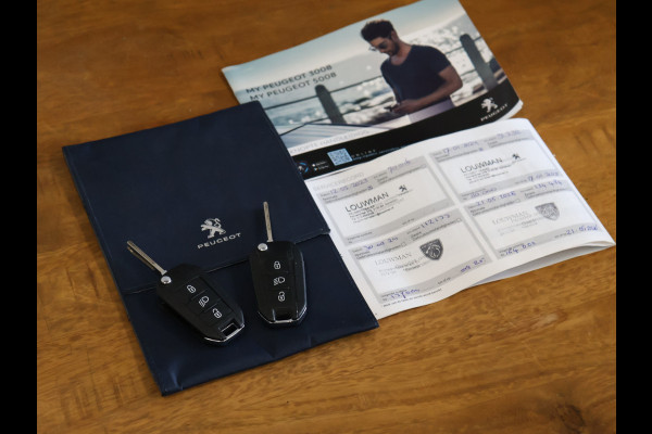 Peugeot 5008 1.2 PureTech Allure [APPLE CARPLAY, PARKEERSENSOREN, SPORTSTOELEN, WIRELESS CHARGING, 19 INCH VELGEN, GETINTE ACHTERRUITEN, NIEUWSTAAT]