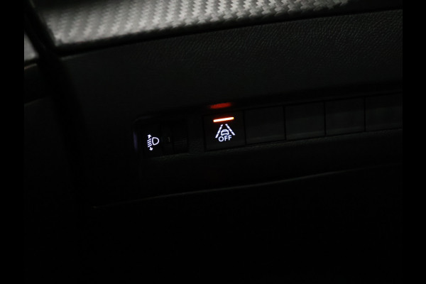 Peugeot 2008 1.2 PureTech Blue Lease Allure [APPLE CARPLAY, TREKHAAK, ACHTERUITRIJCAMERA, SPRAAKBEDIENING, RIJSTROOKSENSOR, GETINTE ACHTERRUITEN, NIEUWSTAAT]