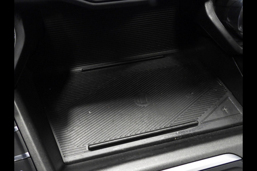 Lynk & Co 01 1.5 PHEV BlackLine ZWARTE HEMEL/360CAM/SCHUIFDAK/LED/20"LMV!