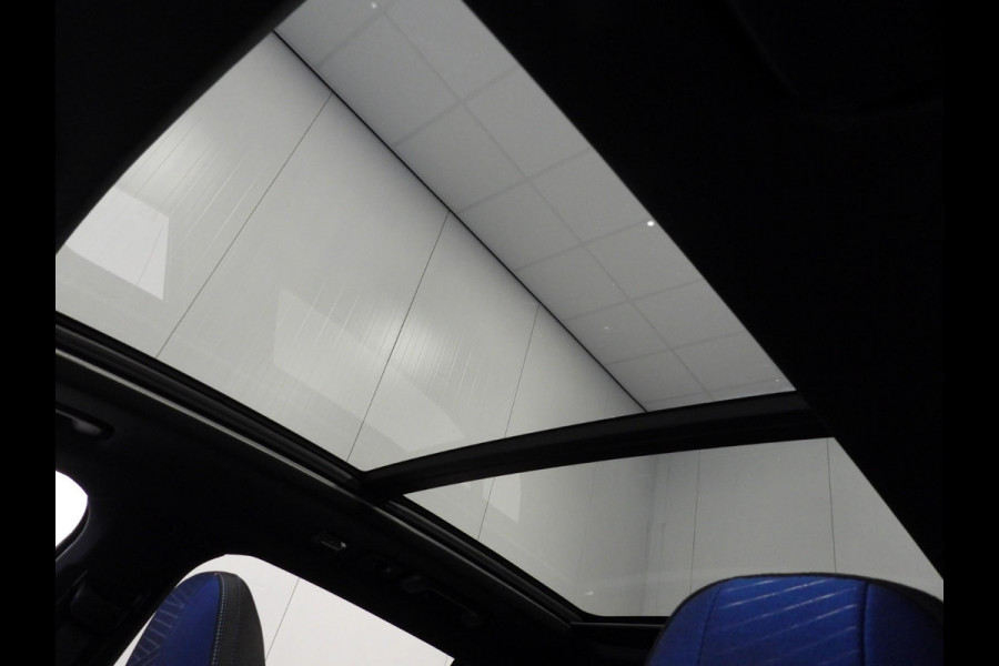 Lynk & Co 01 1.5 PHEV BlackLine ZWARTE HEMEL/360CAM/SCHUIFDAK/LED/20"LMV!