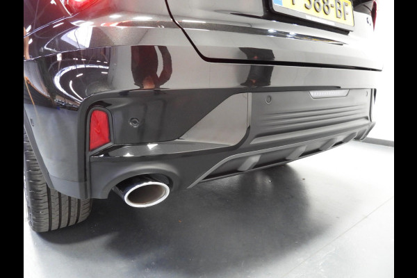 Lynk & Co 01 1.5 PHEV BlackLine ZWARTE HEMEL/360CAM/SCHUIFDAK/LED/20"LMV!