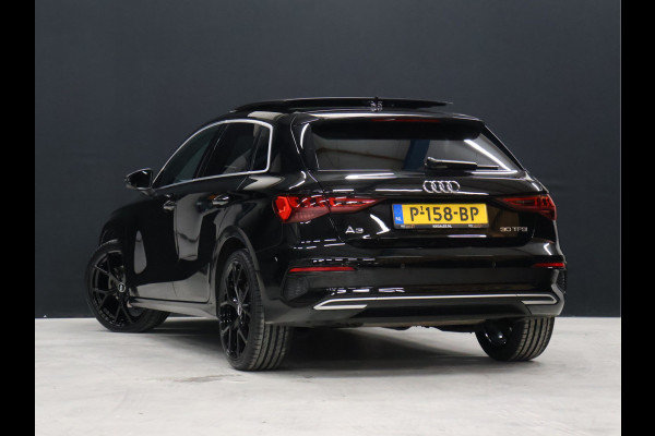Audi A3 Sportback 30 TFSI Sport [PANORAMADAK, APPLE CARPLAY, VERKEERSBORDDETECTIE, DIGITAL DASHBOARD,NIEUWSTAAT]