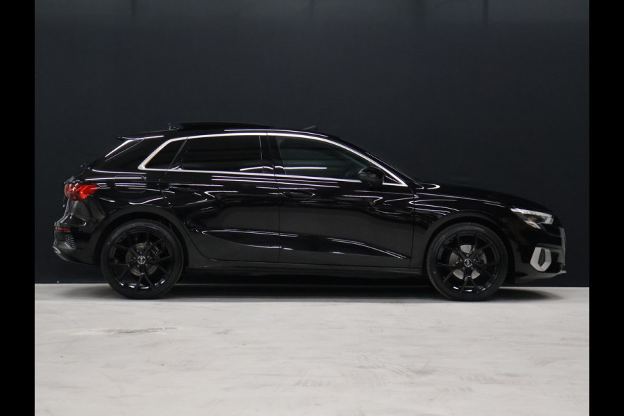 Audi A3 Sportback 30 TFSI Sport [PANORAMADAK, APPLE CARPLAY, VERKEERSBORDDETECTIE, DIGITAL DASHBOARD,NIEUWSTAAT]