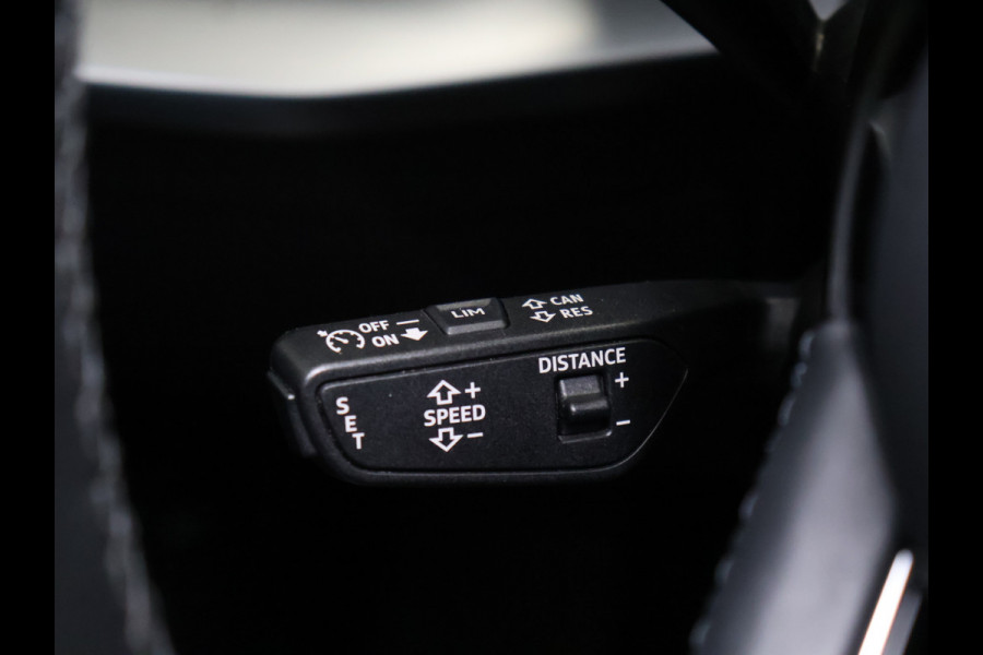 Audi A3 Sportback 30 TFSI Sport [PANORAMADAK, APPLE CARPLAY, VERKEERSBORDDETECTIE, DIGITAL DASHBOARD,NIEUWSTAAT]