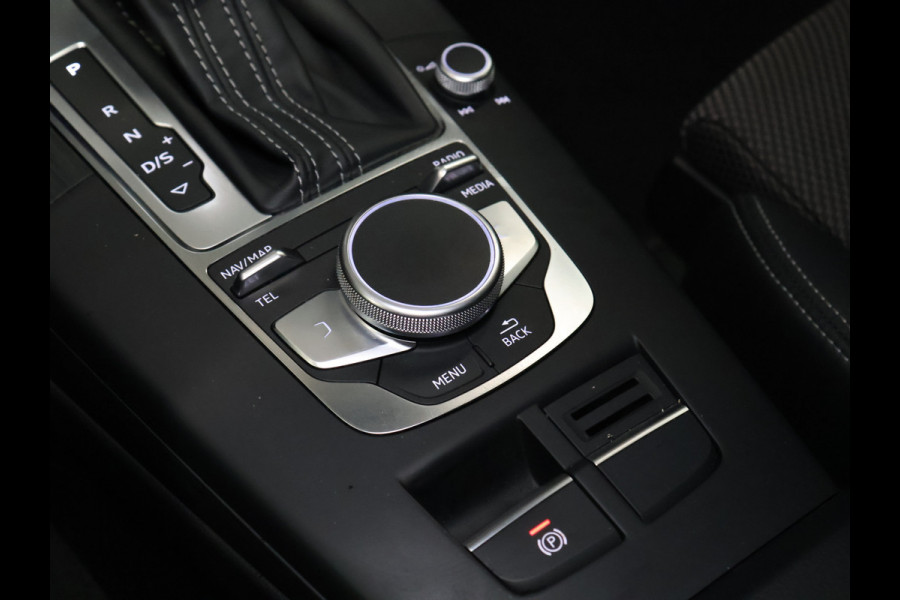 Audi A3 Sportback 35 TFSI CoD Advance Sport S Line [BANG&OLUFSEN SOUND, DIGITAL COCKPIT, STOELVERWARMING, S LINE SPORTSTOELEN, NIEUWSTAAT]