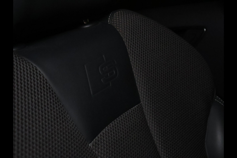 Audi A3 Sportback 35 TFSI CoD Advance Sport S Line [BANG&OLUFSEN SOUND, DIGITAL COCKPIT, STOELVERWARMING, S LINE SPORTSTOELEN, NIEUWSTAAT]