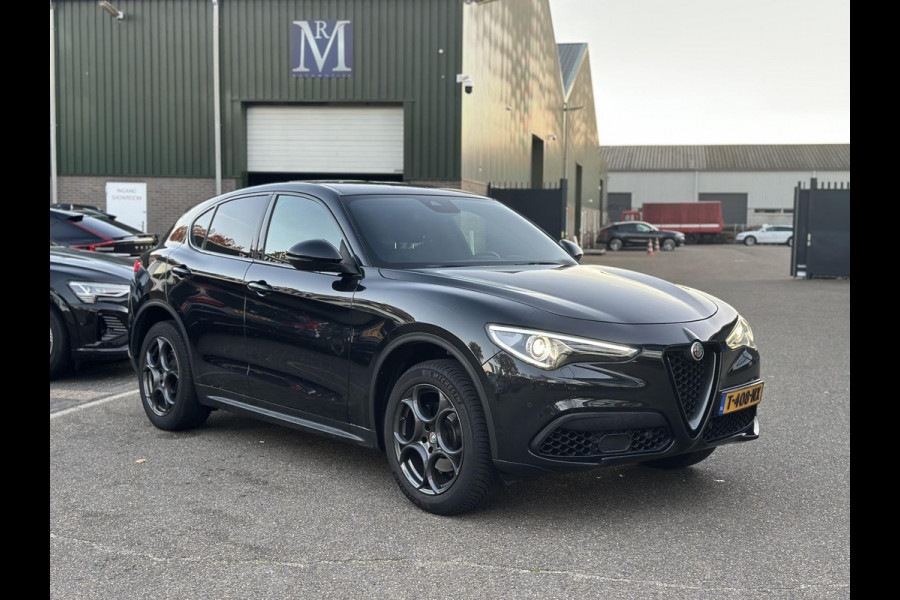 Alfa Romeo Stelvio 2.0 T AWD Super Q4| BOMVOL| STOEL/ STUURVERW.| ELEK. ACHTERKLEP| CAMERA| MEM. STOEL| DODE HOEK| APPLE CARPLAY|