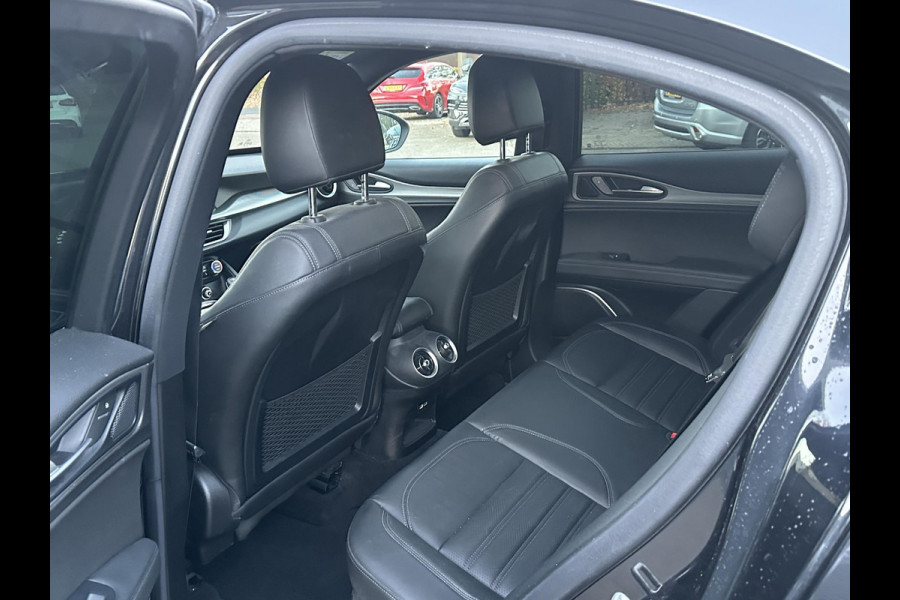 Alfa Romeo Stelvio 2.0 T AWD Super Q4| BOMVOL| STOEL/ STUURVERW.| ELEK. ACHTERKLEP| CAMERA| MEM. STOEL| DODE HOEK| APPLE CARPLAY|