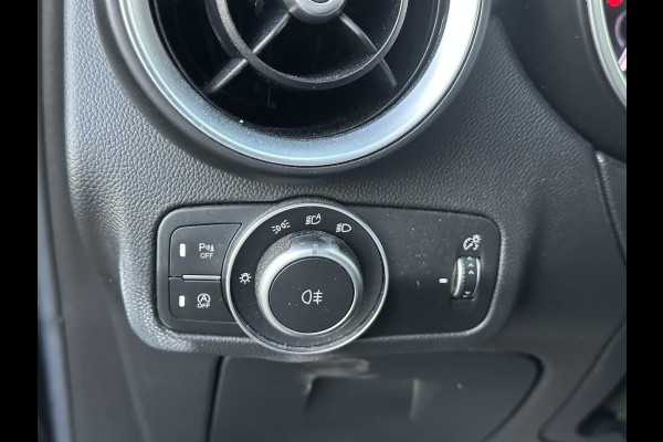 Alfa Romeo Stelvio 2.0 T AWD Super Q4| BOMVOL| STOEL/ STUURVERW.| ELEK. ACHTERKLEP| CAMERA| MEM. STOEL| DODE HOEK| APPLE CARPLAY|