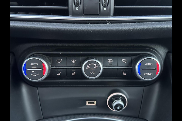 Alfa Romeo Stelvio 2.0 T AWD Super Q4| BOMVOL| STOEL/ STUURVERW.| ELEK. ACHTERKLEP| CAMERA| MEM. STOEL| DODE HOEK| APPLE CARPLAY|
