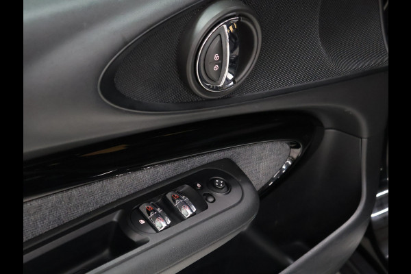 MINI Clubman 1.5 Cooper Salt Business [JWC INTERIEUR, NAVIGATIE, BLUETOOTH, HEAD-UP DISPLAY, CRUISE CONTROL, NIEUWSTAAT]