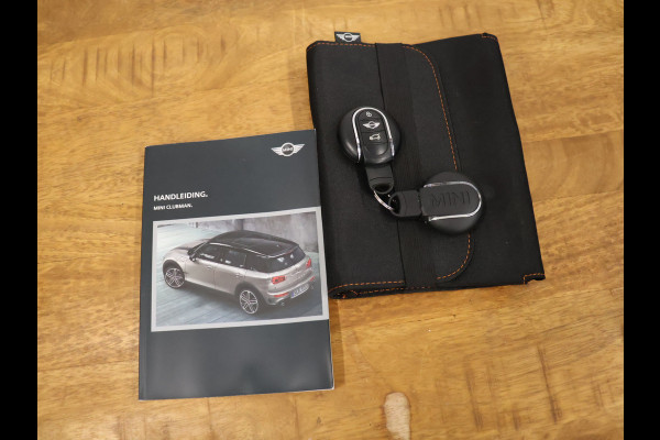 MINI Clubman 1.5 Cooper Salt Business [JWC INTERIEUR, NAVIGATIE, BLUETOOTH, HEAD-UP DISPLAY, CRUISE CONTROL, NIEUWSTAAT]