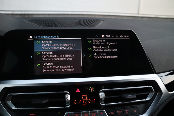 BMW 3 Serie Touring 330e Sport Line / SOH 95% / Hifi / Camera / Sportstoelen /