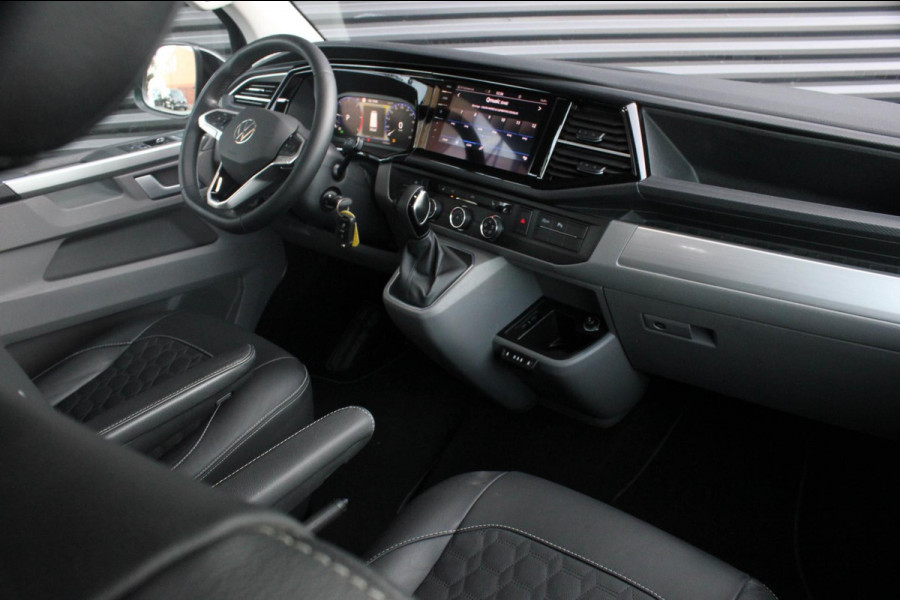 Volkswagen Transporter 2.0 TDI L2H1 30 DC BULLI 150PK DUBBEL CABINE / LEDEREN BEKLEDING / PDC / VERLAGINGSVEREN / APPLE CARPLAY /