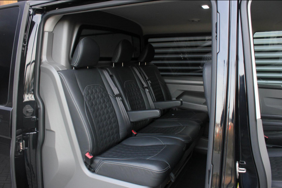 Volkswagen Transporter 2.0 TDI L2H1 30 DC BULLI 150PK DUBBEL CABINE / LEDEREN BEKLEDING / PDC / VERLAGINGSVEREN / APPLE CARPLAY /