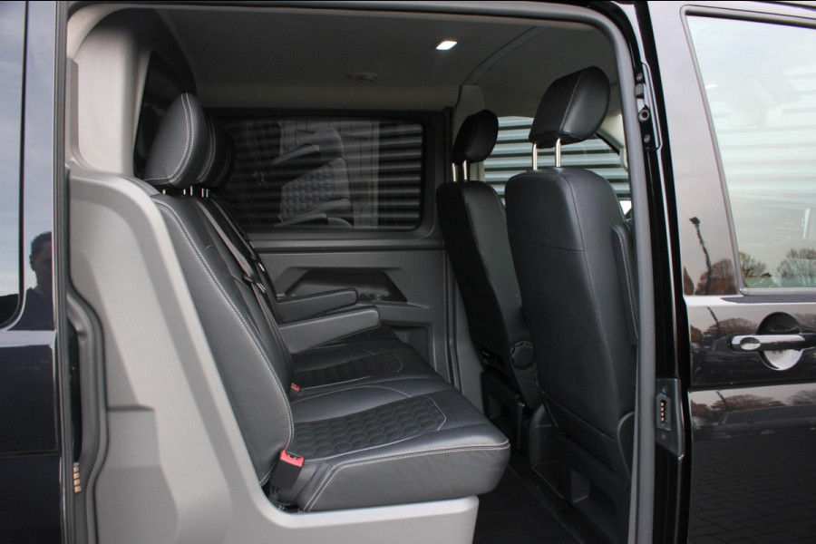 Volkswagen Transporter 2.0 TDI L2H1 30 DC BULLI 150PK DUBBEL CABINE / LEDEREN BEKLEDING / PDC / VERLAGINGSVEREN / APPLE CARPLAY /