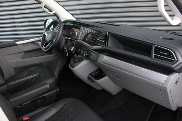 Volkswagen Transporter 2.0 TDI L2H1 30 DC BULLI 150PK DUBBEL CABINE / LEDEREN BEKLEDING / PDC / VERLAGINGSVEREN / APPLE CARPLAY /