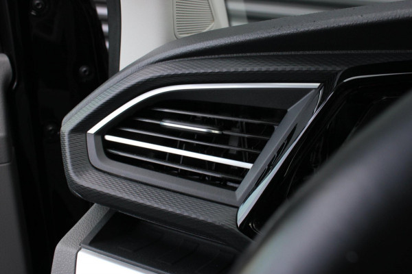 Volkswagen Transporter 2.0 TDI L2H1 30 DC BULLI 150PK DUBBEL CABINE / LEDEREN BEKLEDING / PDC / VERLAGINGSVEREN / APPLE CARPLAY /