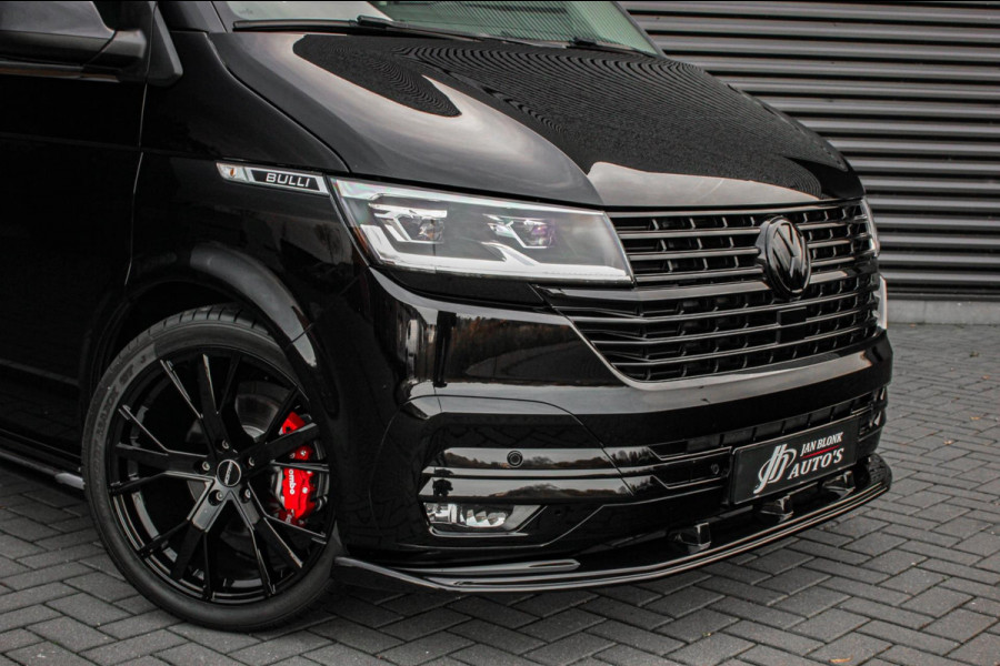 Volkswagen Transporter 2.0 TDI L2H1 30 DC BULLI 150PK DUBBEL CABINE / LEDEREN BEKLEDING / PDC / VERLAGINGSVEREN / APPLE CARPLAY /