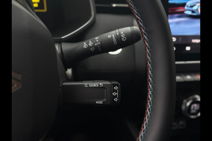 Renault Clio 1.6 E-Tech 145 esprit Alpine Aut.|Digitaal Dashboard 360 Apple Carplay & Android Auto Camera Adaptieve Cruise Control