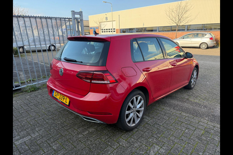 Volkswagen Golf 1.0 TSI Highline