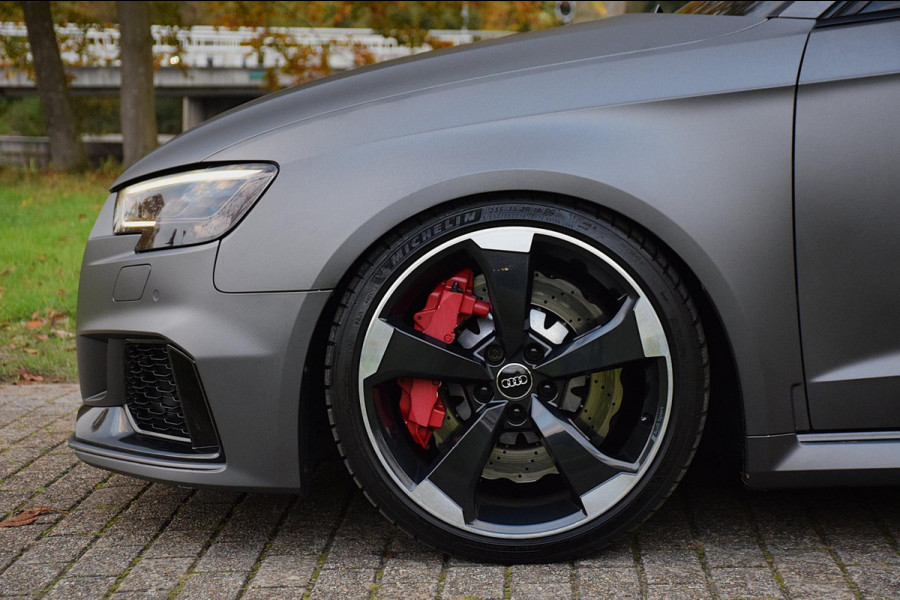 Audi A3 Sportback 2.5 TFSI RS 3 quattro*Pano*Rs-Seats*530PK*Mat Grey*VOL*
