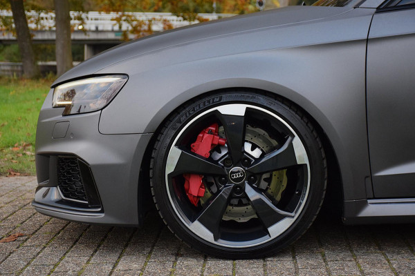 Audi A3 Sportback 2.5 TFSI RS 3 quattro*Pano*Rs-Seats*530PK*Mat Grey*VOL*