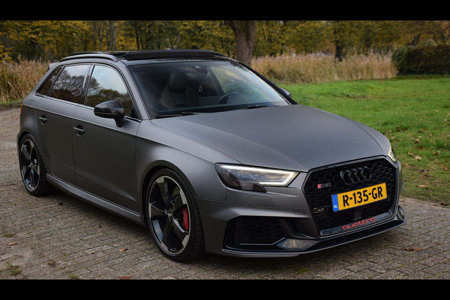 Audi A3 Sportback 2.5 TFSI RS 3 quattro*Pano*Rs-Seats*530PK*Mat Grey*VOL*