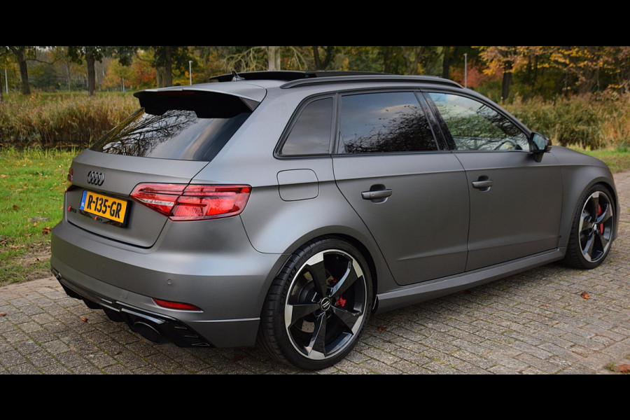 Audi A3 Sportback 2.5 TFSI RS 3 quattro*Pano*Rs-Seats*530PK*Mat Grey*VOL*
