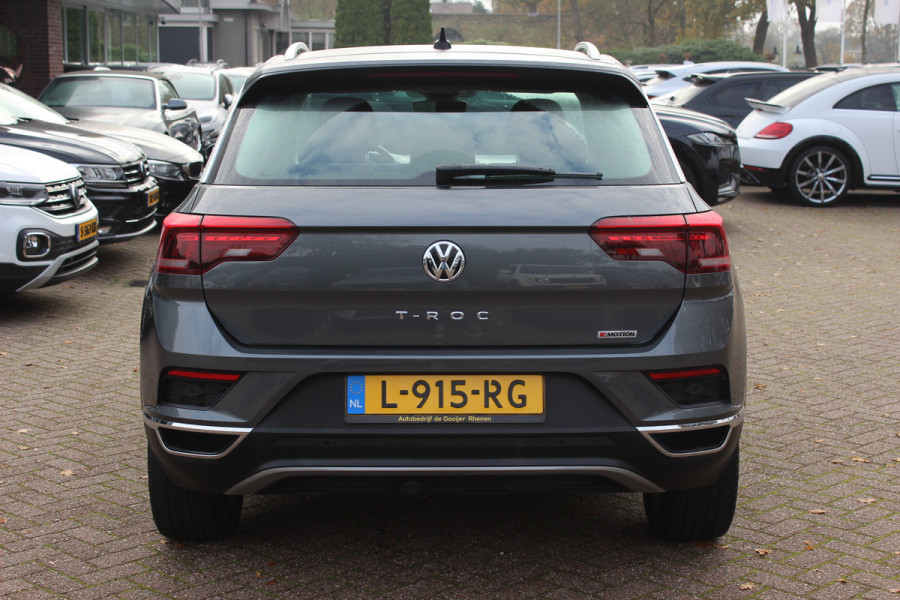 Volkswagen T-Roc 2.0 TSI 4Motion Sport / Trekhaak / Camera / Virtual Cockpit / CarPlay / 17'' / Stoelverwarming / DAB / ACC / Elektr. achterklep