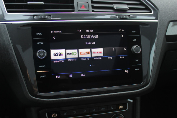 Volkswagen Tiguan Allspace 1.5 TSI Highline Business R-line / Trekhaak / Panoramadak / 360Camera / Leder / Keyless / 20'' / CarPlay / Stoelverwarming / DAB / Dodehoek / ACC